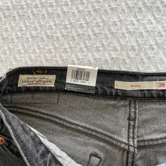 Levi's wedgie Women's Jeans size 28 New - Picture 7 of 14